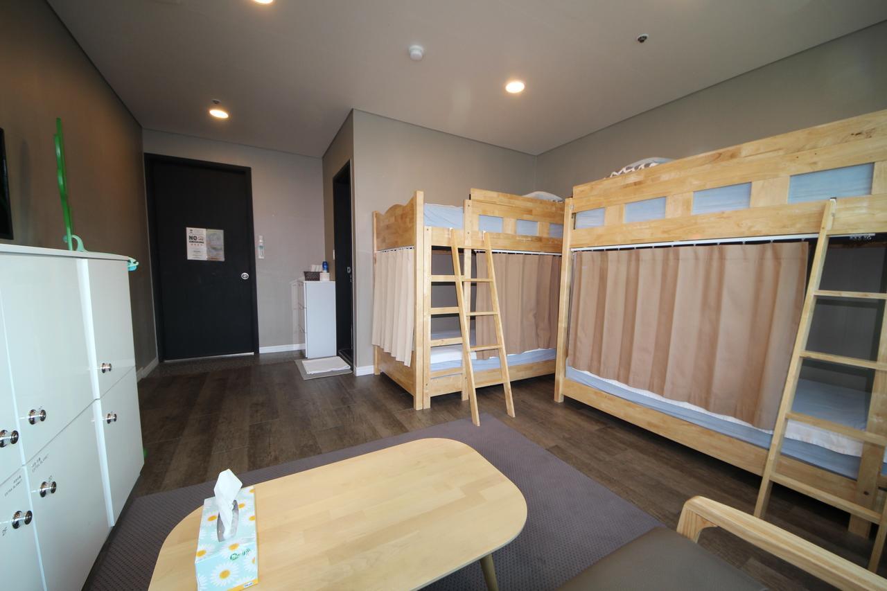 בוסאן Hostel The New Day מראה חיצוני תמונה