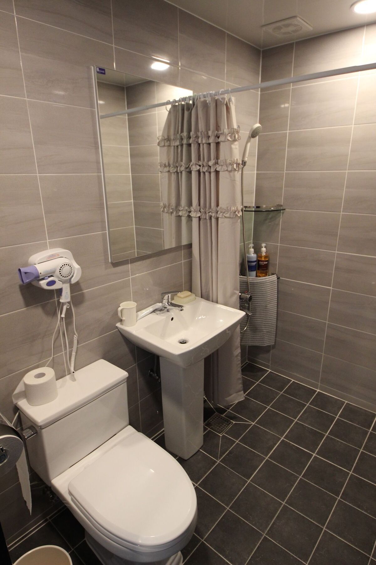 בוסאן Hostel The New Day מראה חיצוני תמונה