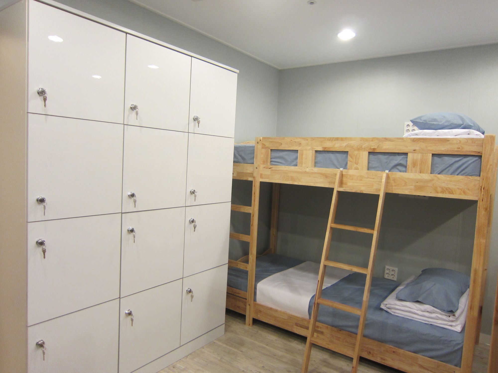 בוסאן Hostel The New Day מראה חיצוני תמונה